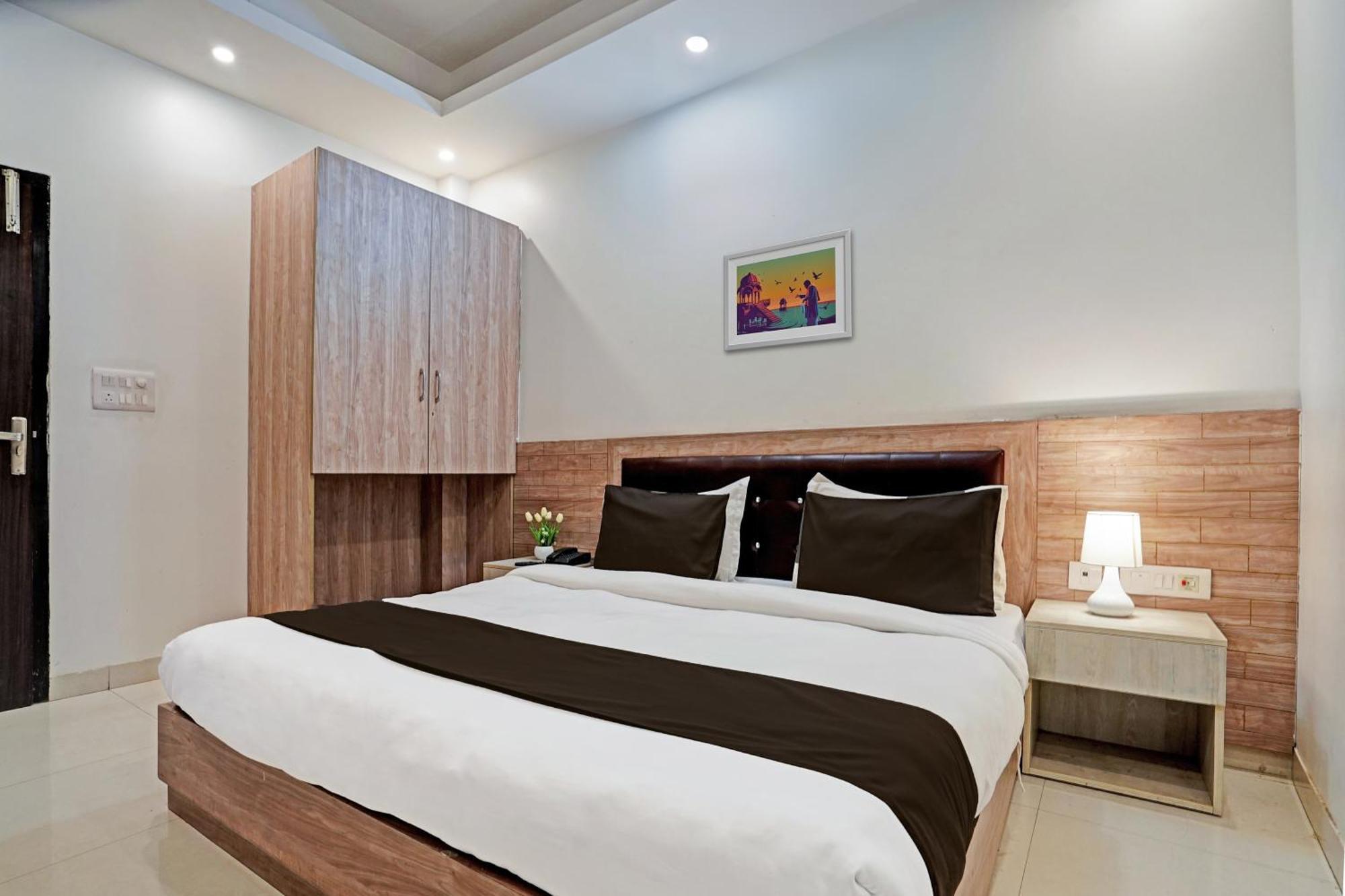 Hotel O Babil Palace Near Omaxe Celebration Mall Gurgaon Exterior photo